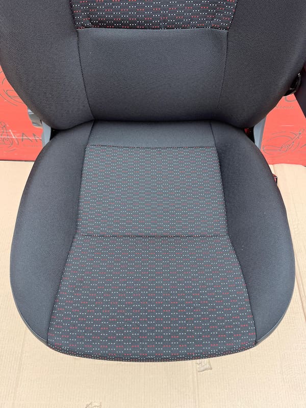 Opel Movano Koltuk Modelleri ve Özellikleri